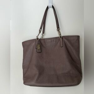 LADIES COACH SOFT PEBBLE GREY LEATHER DOUBLE STRAP SHOULDER BAG LAVENDER INSIDE